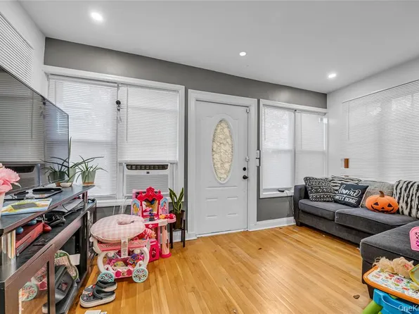 97-69 Corona Avenue image 3 of 21