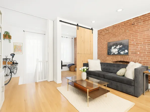 59 West 88th Street image 2 of 10