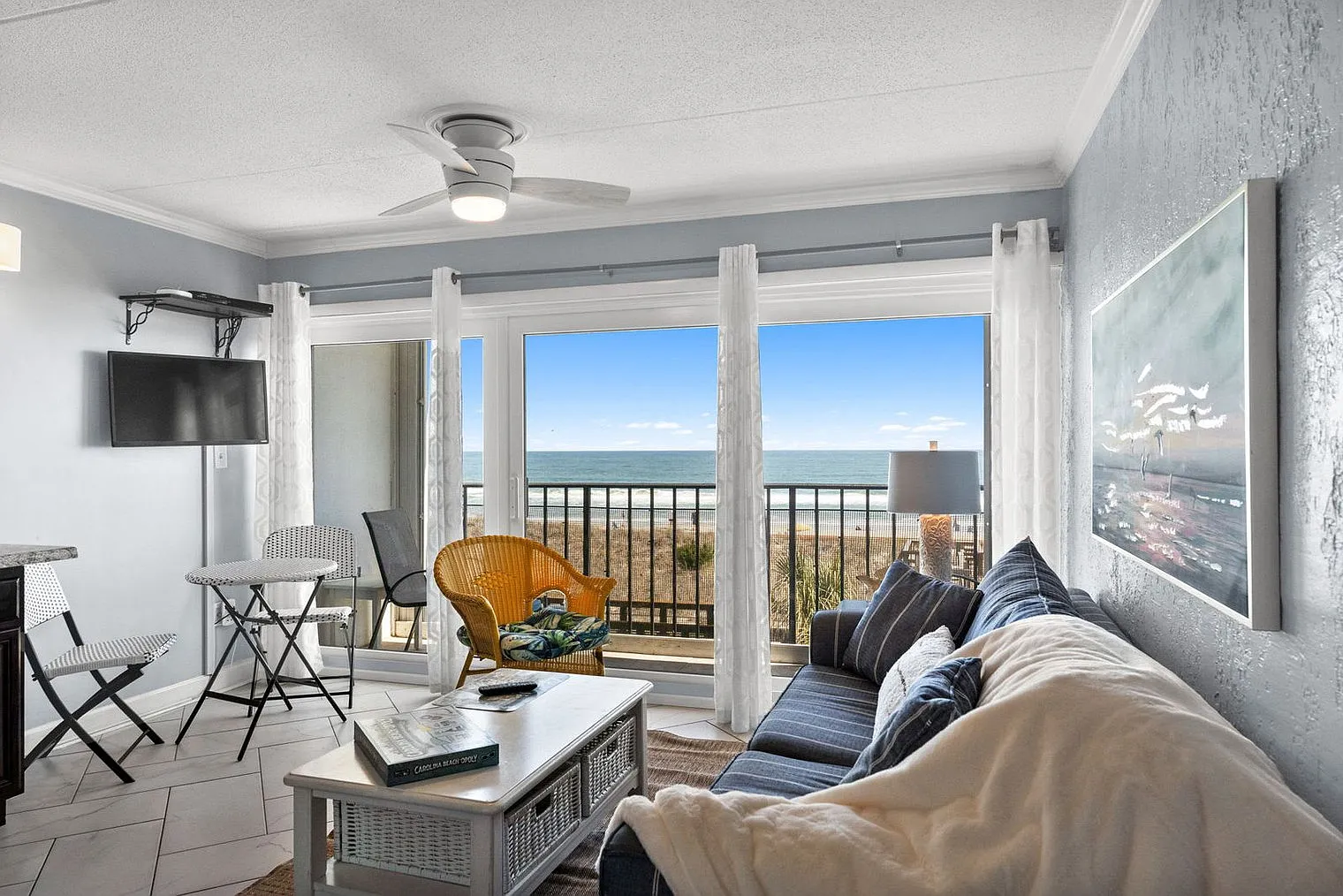 1 bed, 1.0 bath, 473 sqft, $4,382 — Photo 1