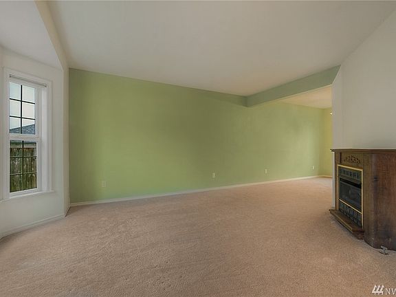5th image of 8102 196th Ave E