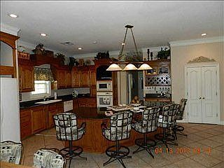 4th image of 1715 Hollow Cove Ln