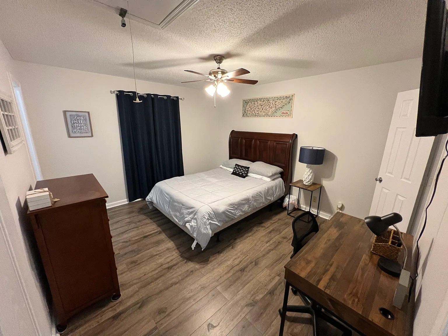 3 bed, 1.5 bath, 973 sqft, $1,600 — Photo 4