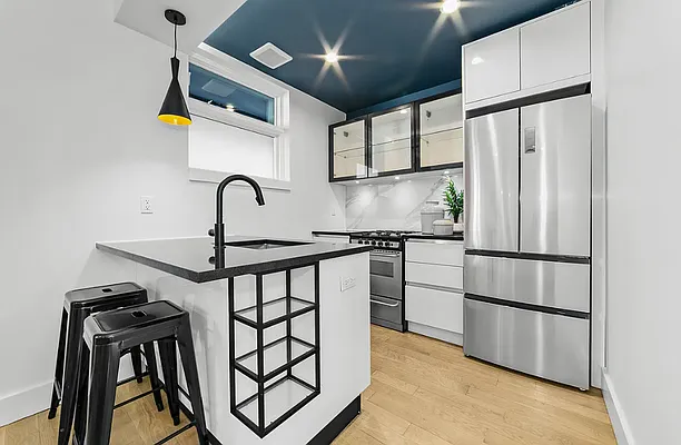 Rented by Dalan Rentals | media 18