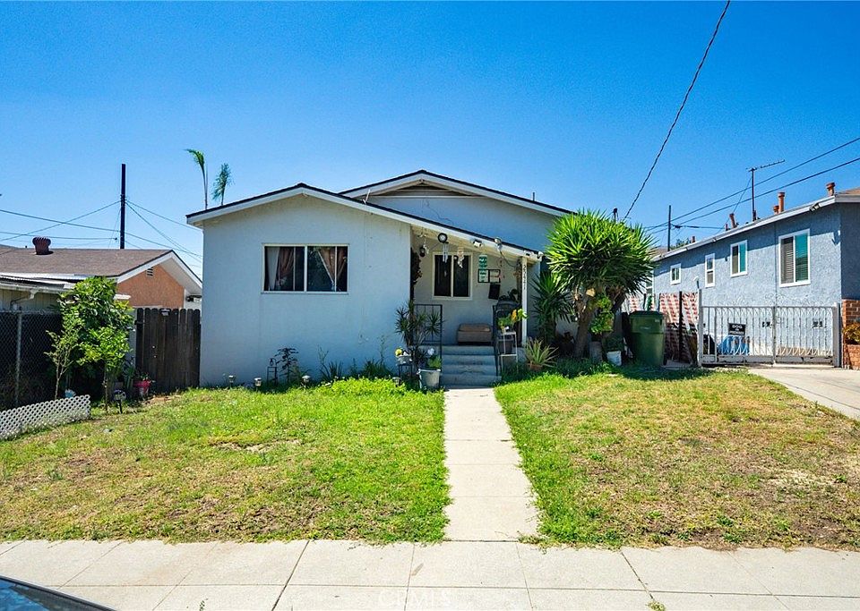1st image of 25441 Frampton Ave