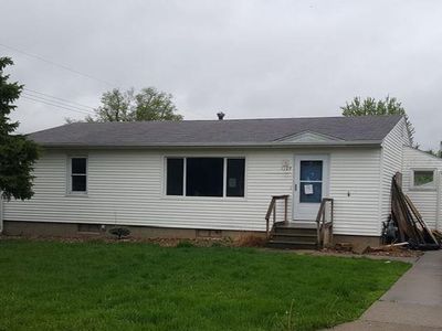 1109 N 5th Ave E, Newton, IA, 50208