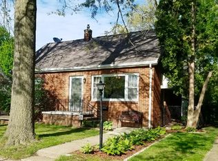 3839 Lennox Ave NE, Cedar Rapids, IA 52402