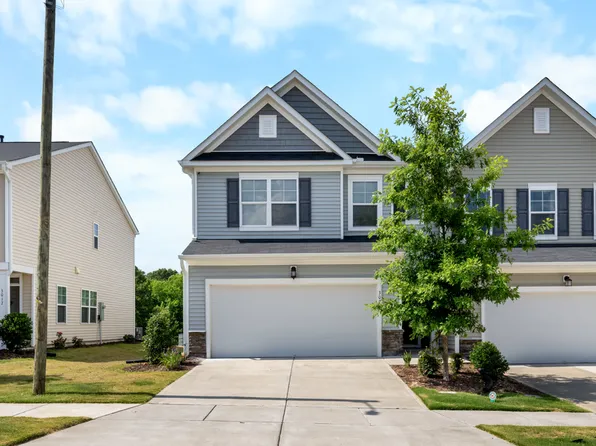 3021 Montlawn Pl, Durham, NC 27703