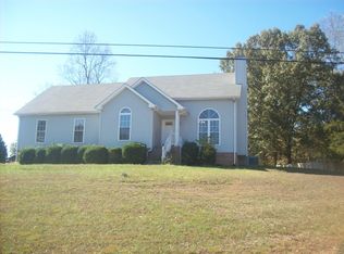 3421 Laurelwood Trl, Clarksville, TN