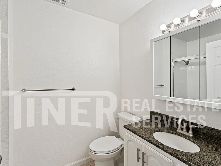 2815 Erin Dr — Photo 20
