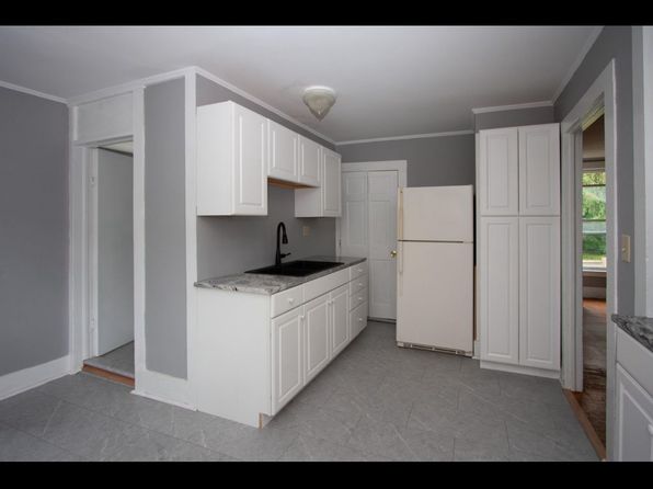9 Franklin St #C