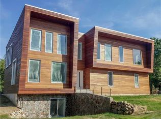 7825 Walsh Rd, Whitmore Lake, MI 48130