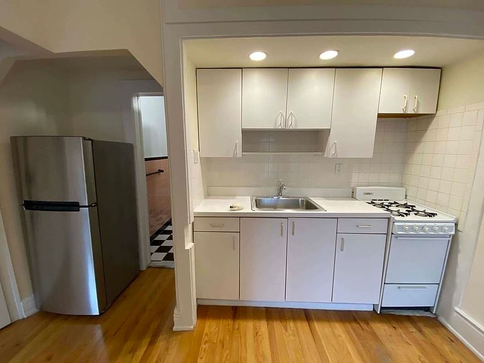 1st image of 36 W 90th St #4B9