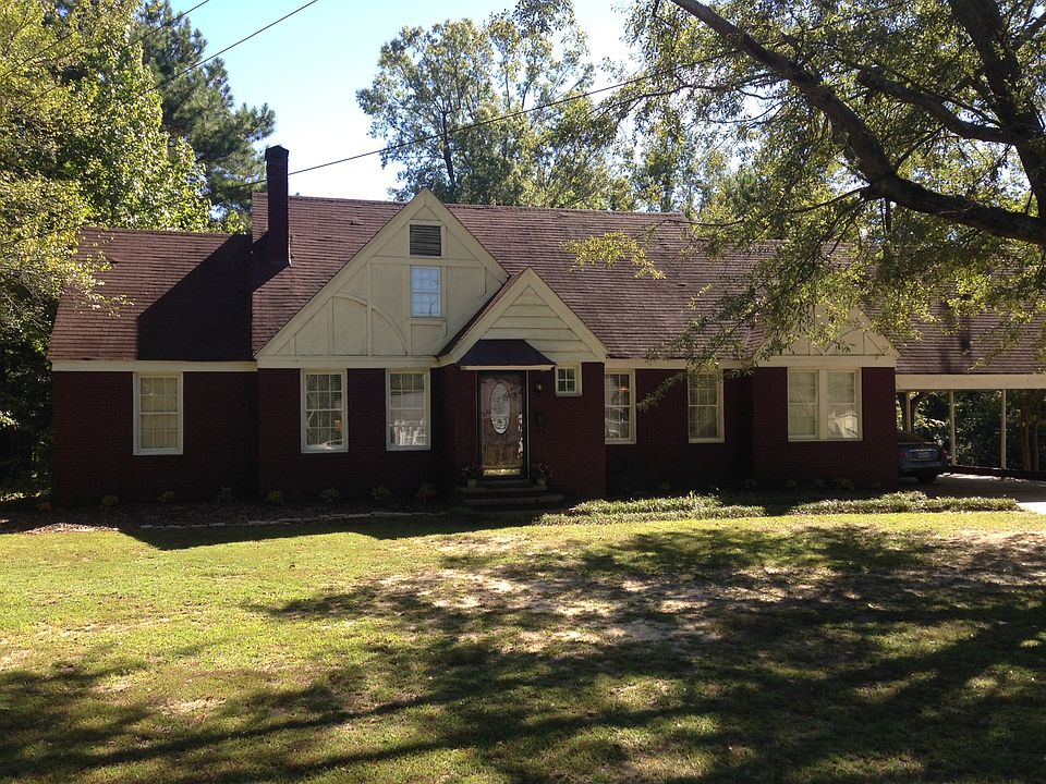 1st image of 412 S 2nd St