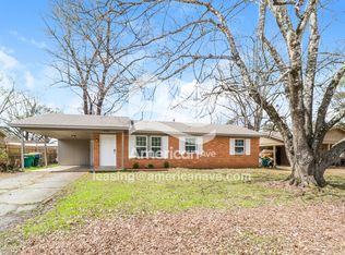 9700 Stardust Trl, Little Rock, AR 72209