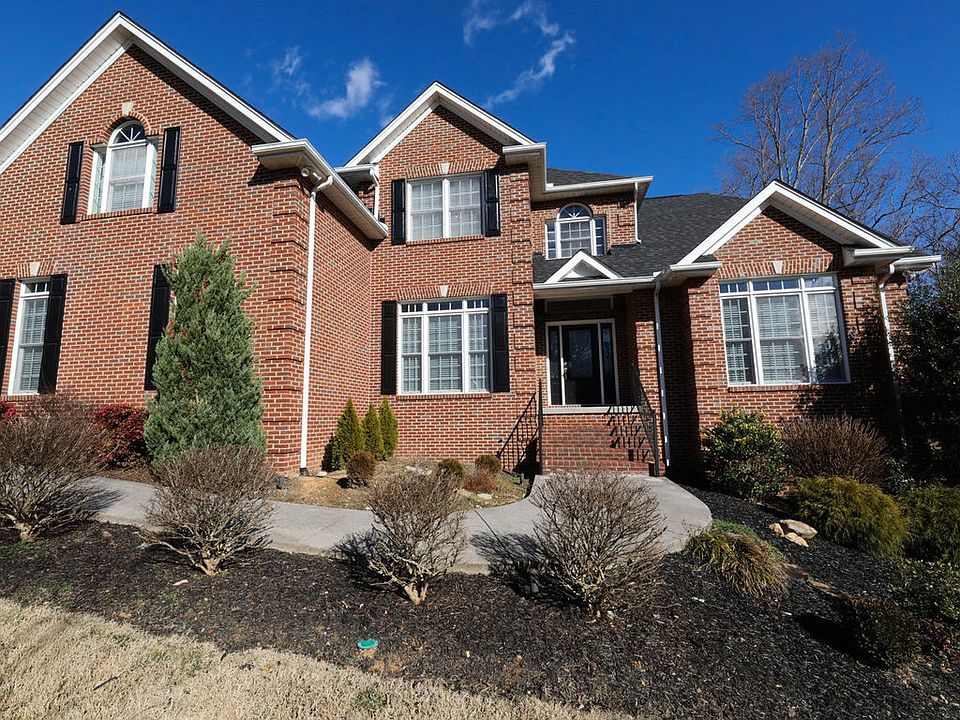 1st image of 5200 Walkercrest Ln