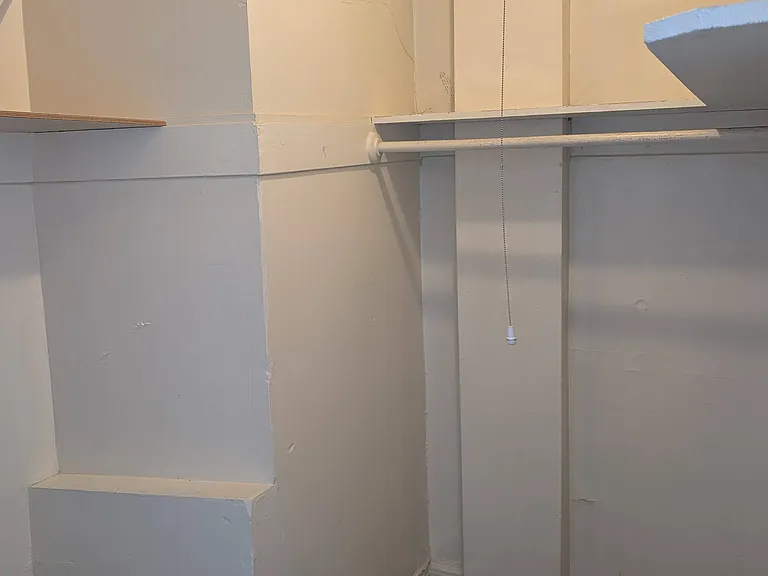 403 Green St #2 — Photo 7