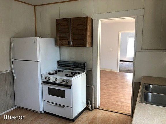 3rd image of 12 Rickard St #2