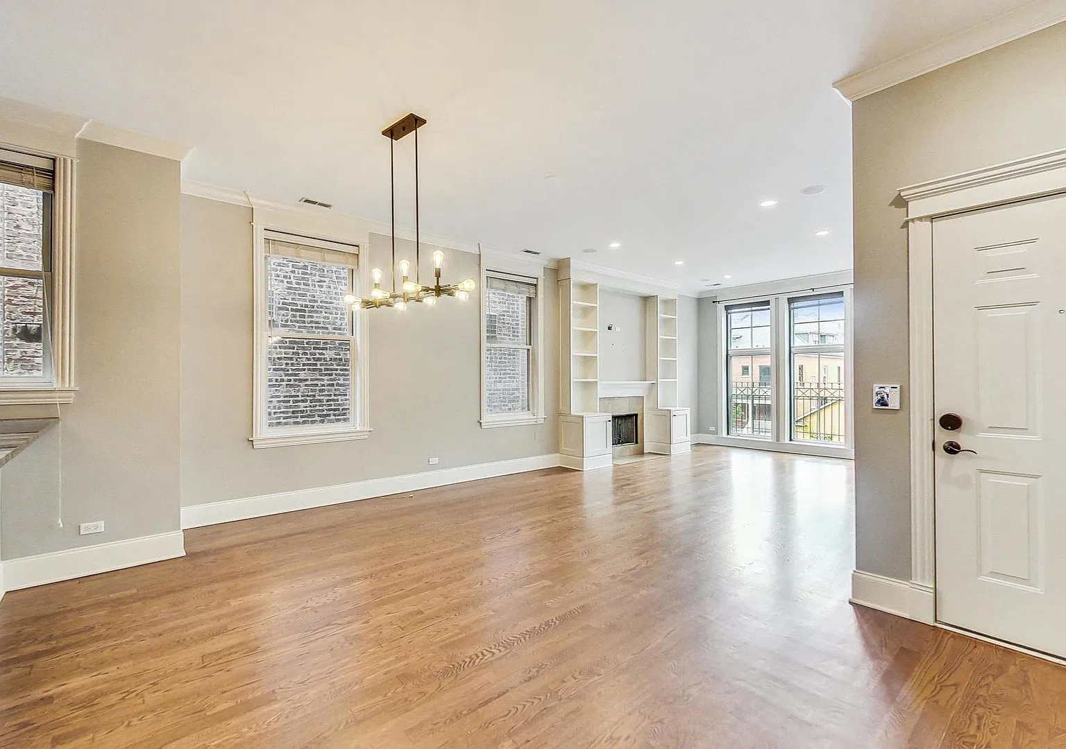 2 bed, 1541 sqft, $3,200 — Photo 2