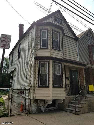 2nd image of 30 Duryea St