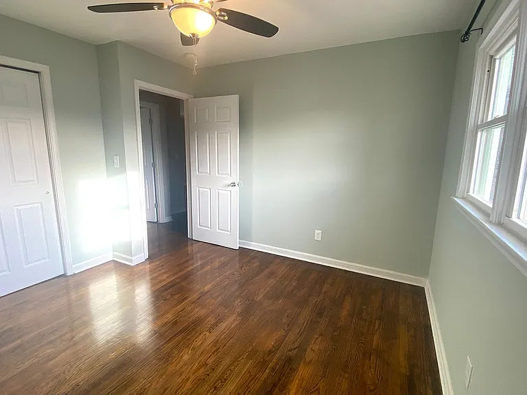 630 Race St — Photo 21