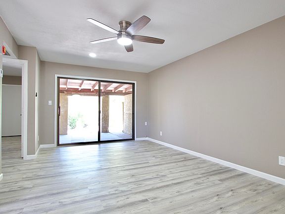 4th image of 520 S SAND VERBENA Way