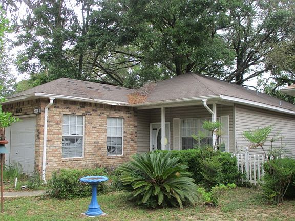 2nd image of 6100 The Oaks Ln
