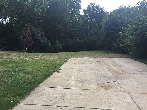 2nd image of 408 N Claridge Dr