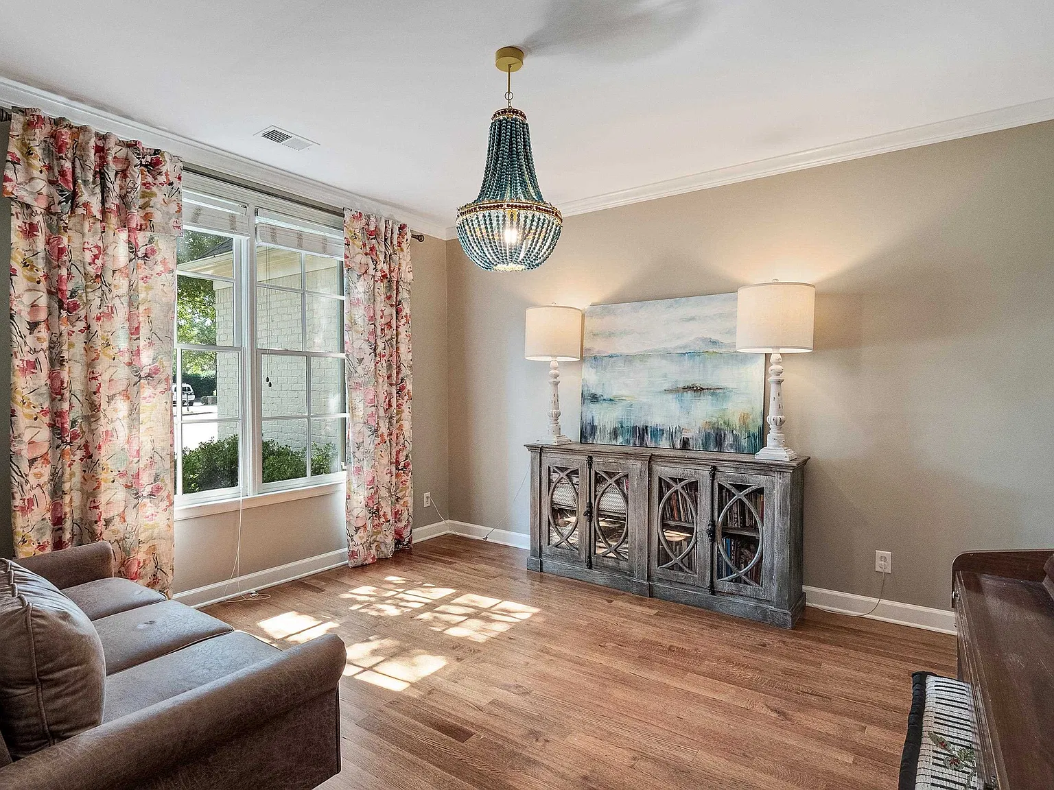 4 bed, 3.5 bath, 3631 sqft, $4,000 — Photo 4