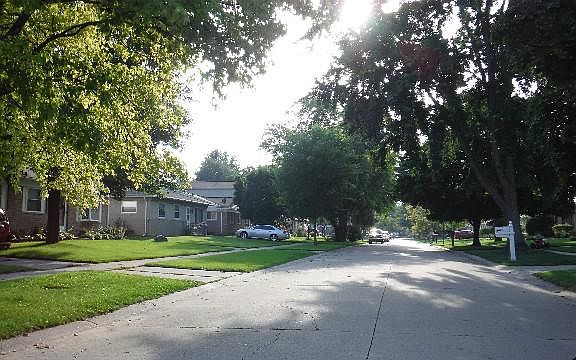4th image of 41558 McKinley St