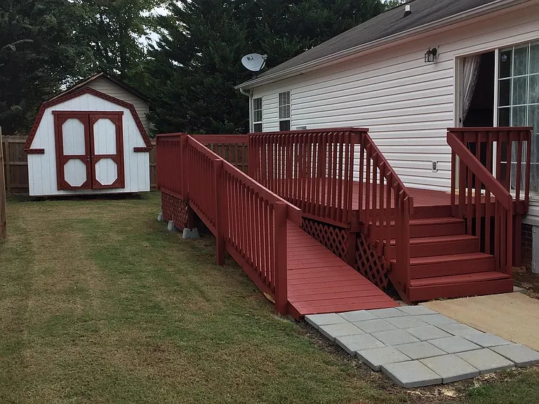 605 Habersham Ln — Photo 20