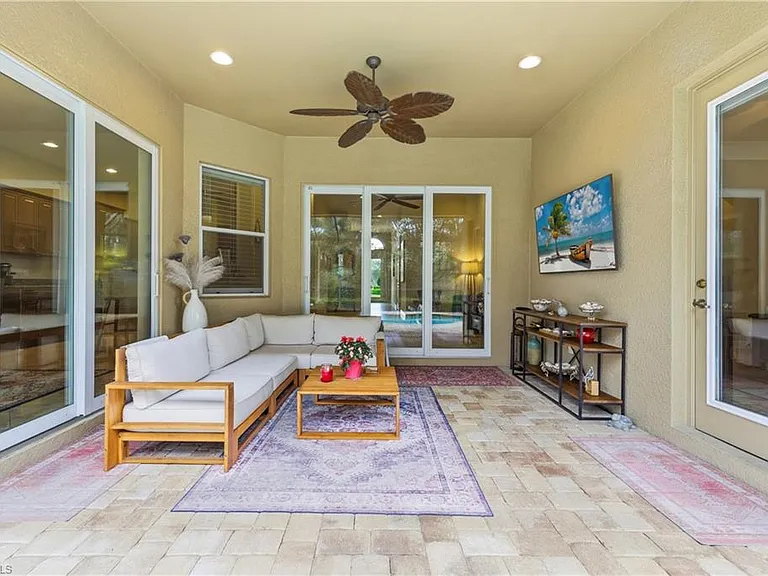 7932 Princeton Dr — Photo 32