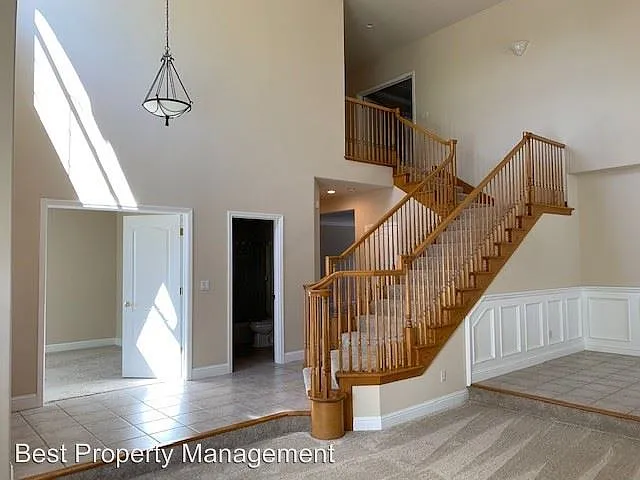 2948 Chateau Way photo 1