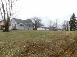 105 S Harrison St, Salem, IN 47167