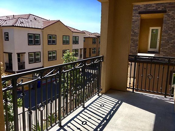 3rd image of 323 Mission Terrace Ave #323