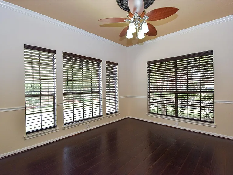 314 Spencers Glen Dr — Photo 11