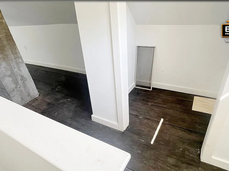 43 Grove St — Photo 36