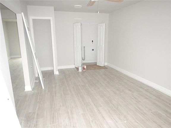 2nd image of 3068 Grinell Dr