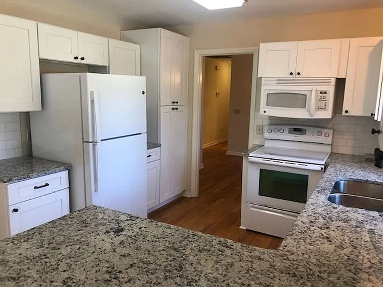 578 Aspen Loop — Photo 8