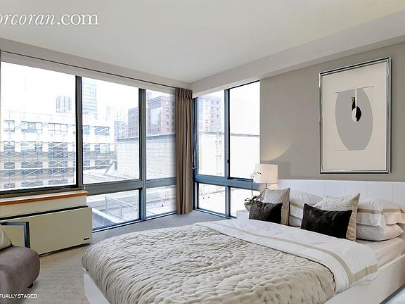 4th image of 225-227 W 60th St #8F