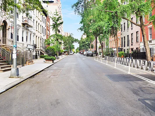 Rented by Barshay Brokerage | media 5