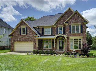 11508 Falling Leaves Dr, Charlotte, NC 28277