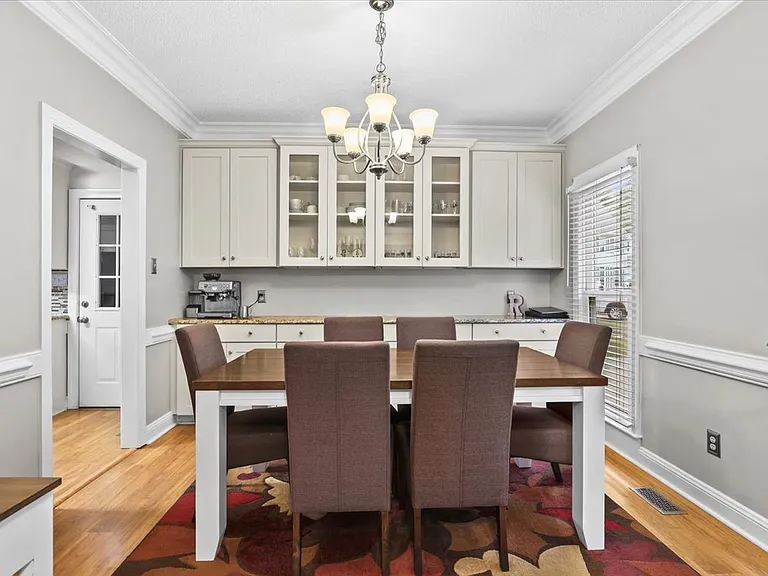104 Tracy Pl — Photo 10