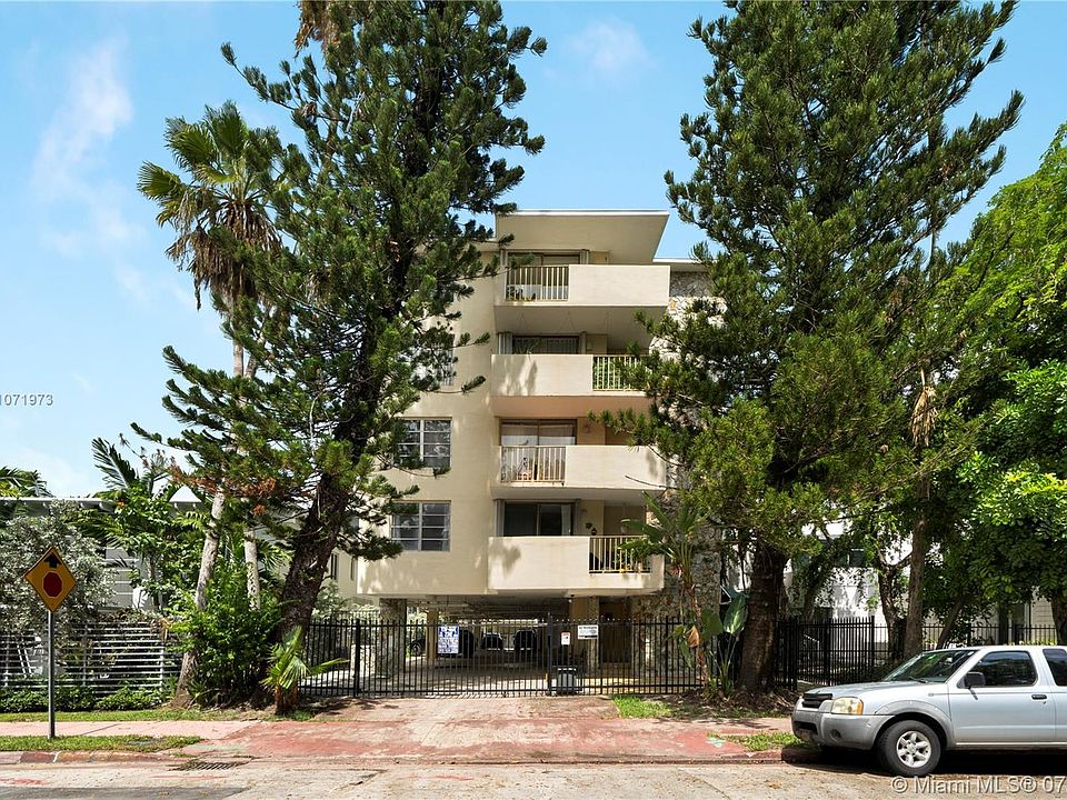 1st image of 631 Jefferson Ave APT 302