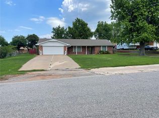 406 Church St, Eakly, OK 73033