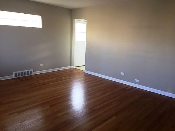2nd image of 7814 Keeler Ave