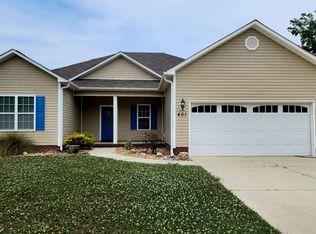 401 Nautical Ln, Swansboro, NC 28584