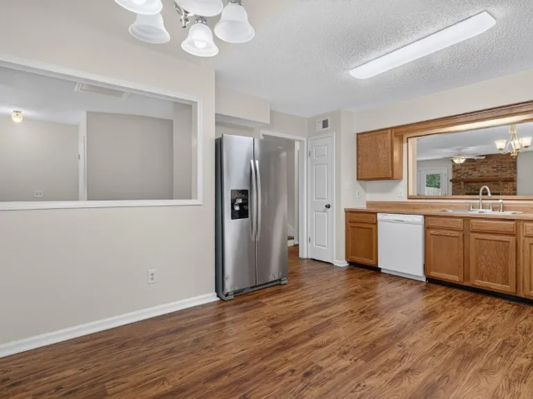 4427 Millstone Ct — Photo 14