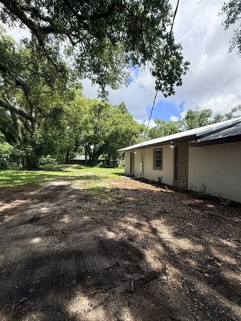 Peaceful Living 3BR- Lakeland Home- Water Included — Photo 3