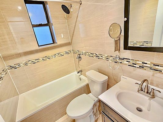 3rd image of 615 Flatbush Ave #1M