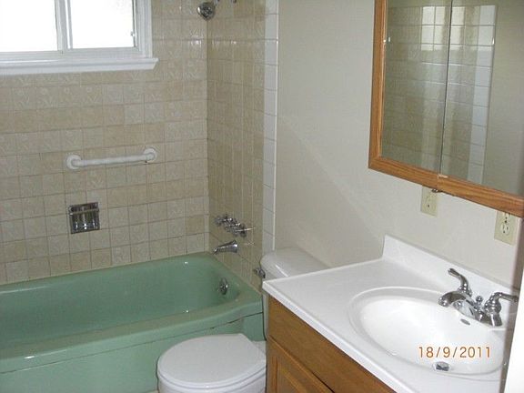 3rd image of 13313 35th Ave S